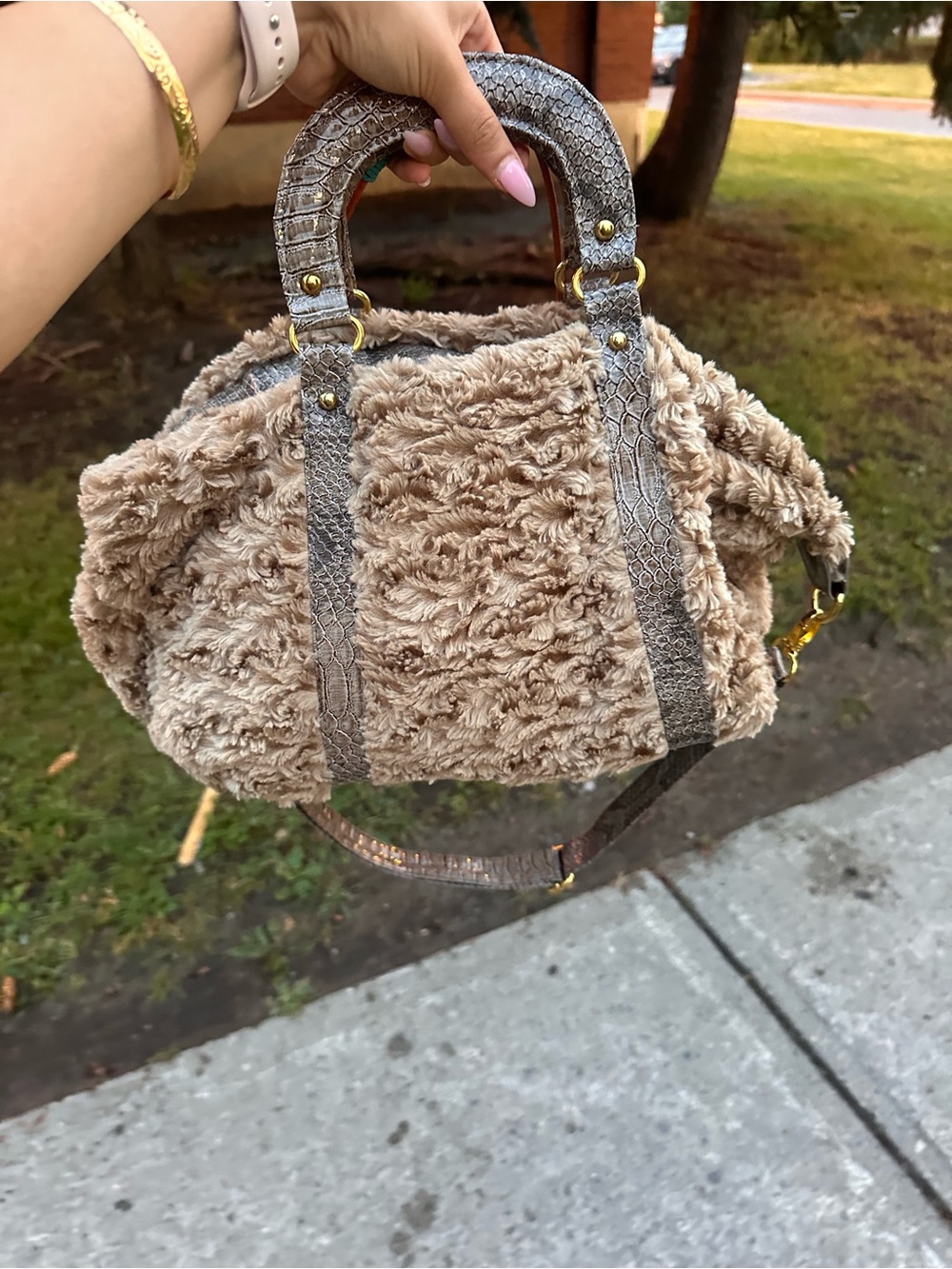 Faux- Satchel Handbag in Beige with Textured Trim